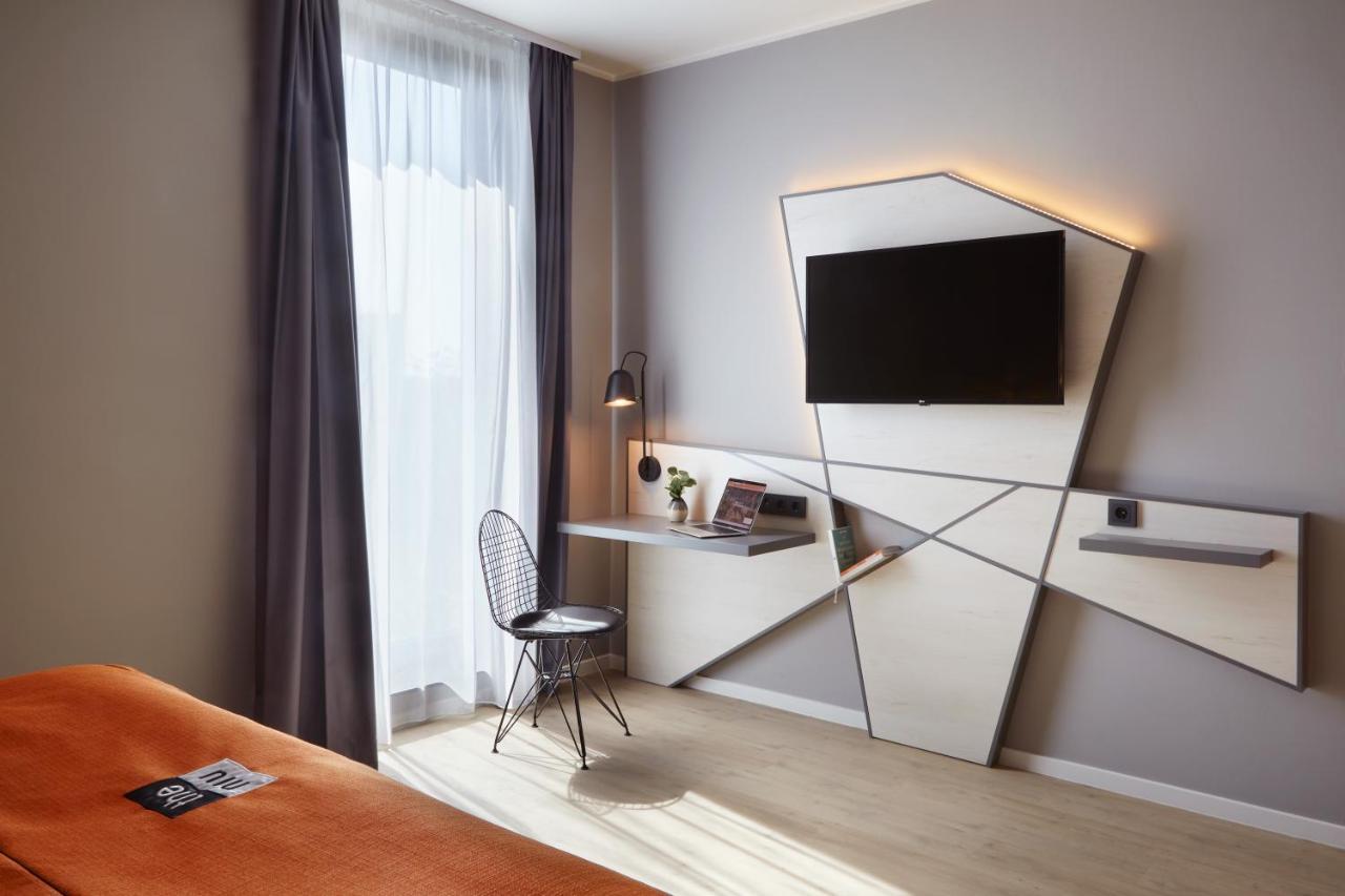 - The Niu, Hub Messe By Ihg Hotel Düsseldorf